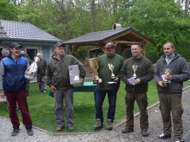Agyaggalamb-lövészet Somorja város polgármesterének vándorserlegéért