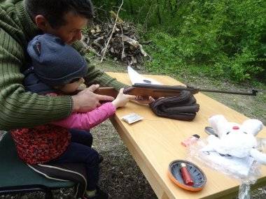 Agyaggalamb-lövészet Somorja város polgármesterének vándorserlegéért