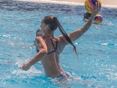 Foto: Takéto baby hrajú vodné pólo Foto: Takéto baby hrajú vodné pólo