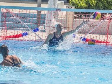 Foto: Takéto baby hrajú vodné pólo Foto: Takéto baby hrajú vodné pólo