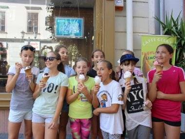 Staršie mini ŠBK víťazkami turnaja v Győri