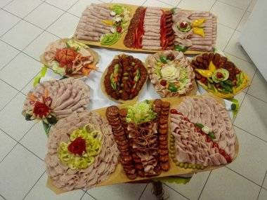 V Šamoríne otvorili novú predajňu mäsa