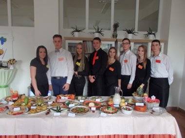 Jesť, to je nevyhnutnosť, ale správne jesť, to je umenie Jesť, to je nevyhnutnosť, ale správne jesť, to je umenie