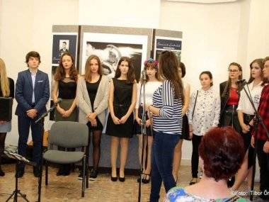 V MsKS vystavuje 11 talentovaných Šamorínčanov