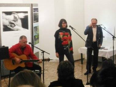 V MsKS vystavuje 11 talentovaných Šamorínčanov