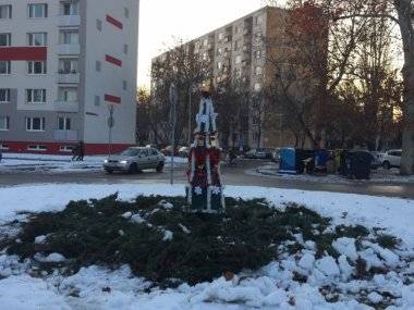 Mesto je už pripravené na advent Mesto je už pripravené na advent