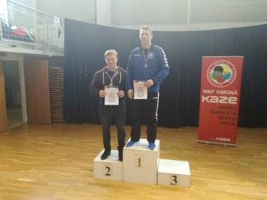 Mladí bojovníci karate klubu Budokan Samaria z Viničného doviezli 15 medailí! Mladí bojovníci karate klubu Budokan Samaria z Viničného doviezli 15 medailí!