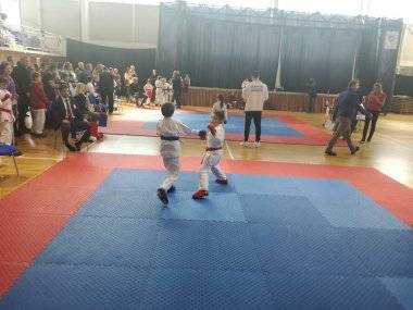 Mladí bojovníci karate klubu Budokan Samaria z Viničného doviezli 15 medailí! Mladí bojovníci karate klubu Budokan Samaria z Viničného doviezli 15 medailí!