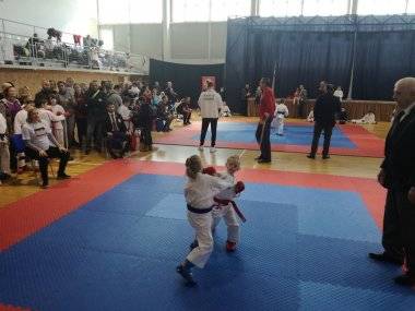 Mladí bojovníci karate klubu Budokan Samaria z Viničného doviezli 15 medailí! Mladí bojovníci karate klubu Budokan Samaria z Viničného doviezli 15 medailí!