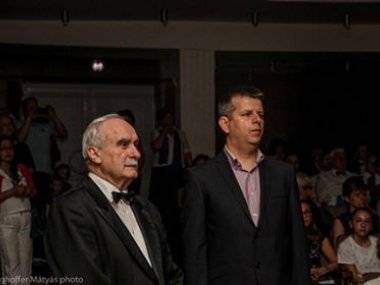 Vasárnap átadták városunk díjait