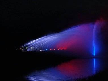 Fotoreportáž z nácviku hasičskej fontány Fotoreportáž z nácviku hasičskej fontány