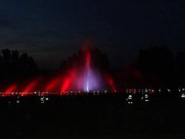 Fotoreportáž z nácviku hasičskej fontány Fotoreportáž z nácviku hasičskej fontány