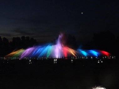 Fotoreportáž z nácviku hasičskej fontány Fotoreportáž z nácviku hasičskej fontány