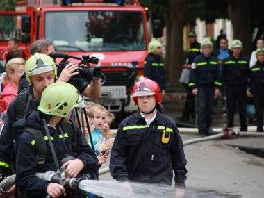 Képriport az „Így oltották a tüzet elődeink” elnevezésű IV. nemzetközi történelmi tűzoltó-technikai kiállításról