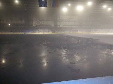 Požiar zničil hokejovú halu v Hamuliakove