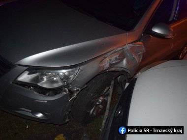 Alkohol za volantom úradoval: Havária na rovnej ceste