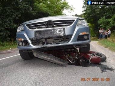Sobota vodičom nepriala, opäť vážna nehoda s motorkárom (galéria)