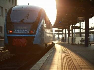 ARRIVA predviedla moderný vlak pre cestujúcich na trati Bratislava – Komárno