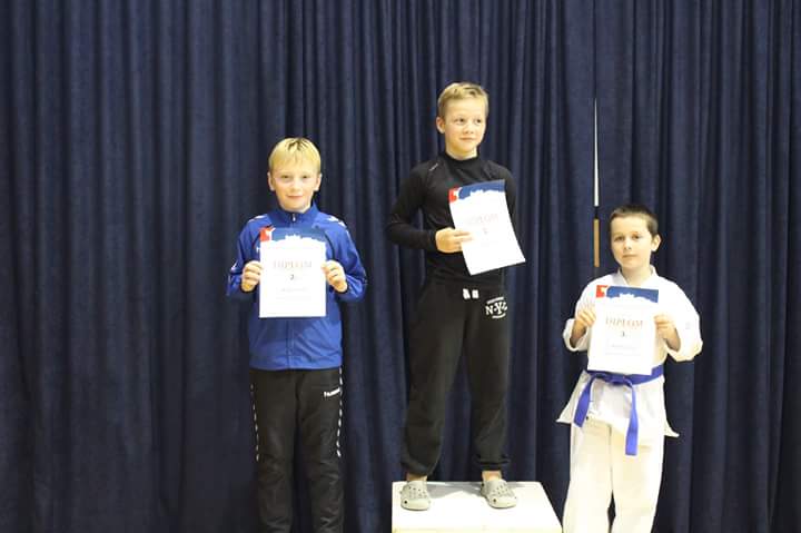 fb_img_1478551128550