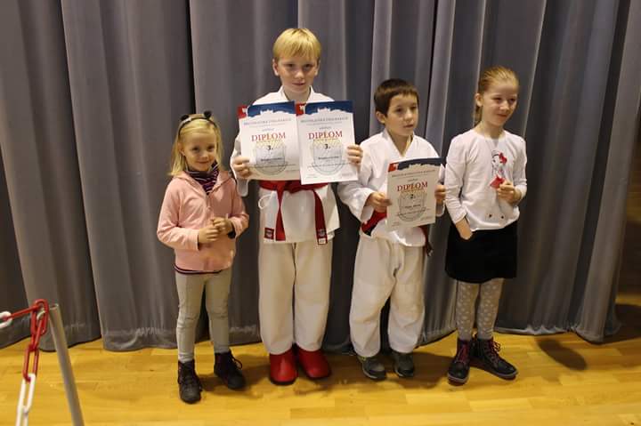 fb_img_1478551135790