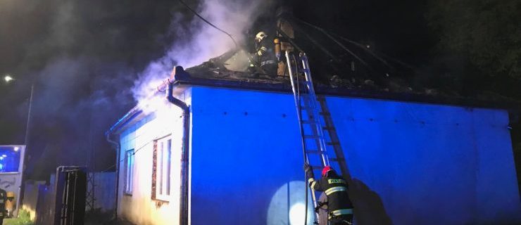 Požiar strechy RD v Jelke - 01