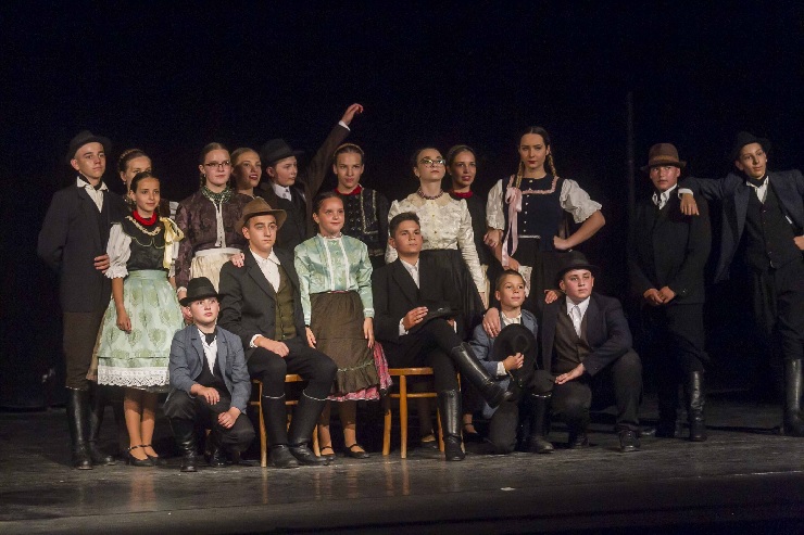 Nádas Ifjúsági Néptáncegyüttes