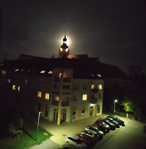 72464735_711311855943844_3319481941341765632_n