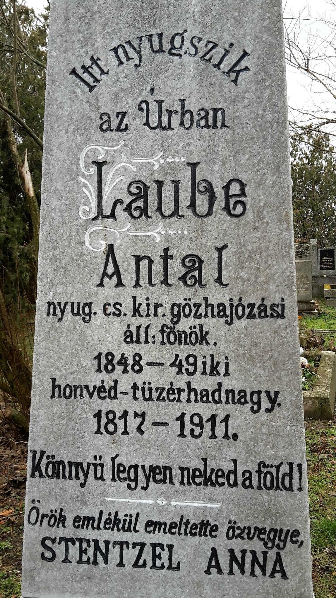 cintoríny - 3. časť - Laube Antal